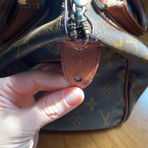 Louis Vuitton vintage purse - Picture 8 of 16